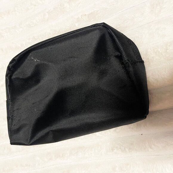 TUMI for Delta Black Zipper Small Tote Carrier Travel Case - Picture 4 of 5